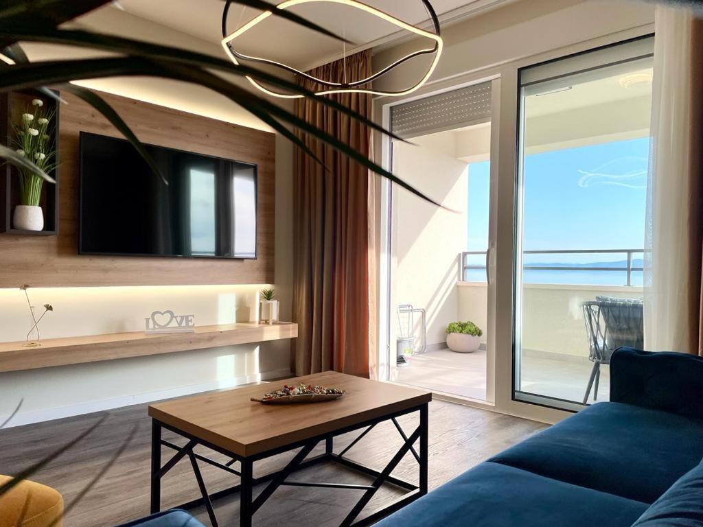 Apartment Linda With Panoramic Sea View Makarska Exterior foto