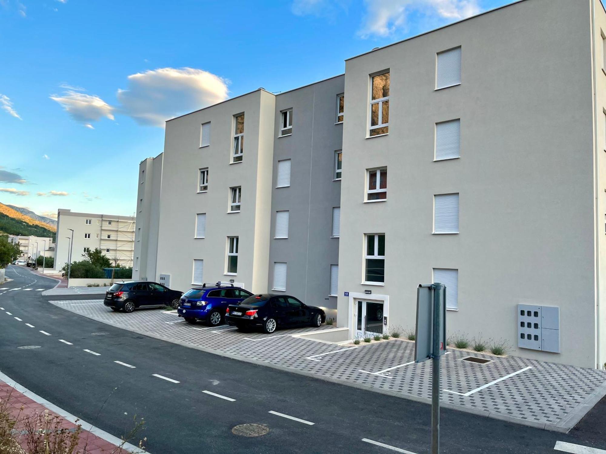 Apartment Linda With Panoramic Sea View Makarska Exterior foto